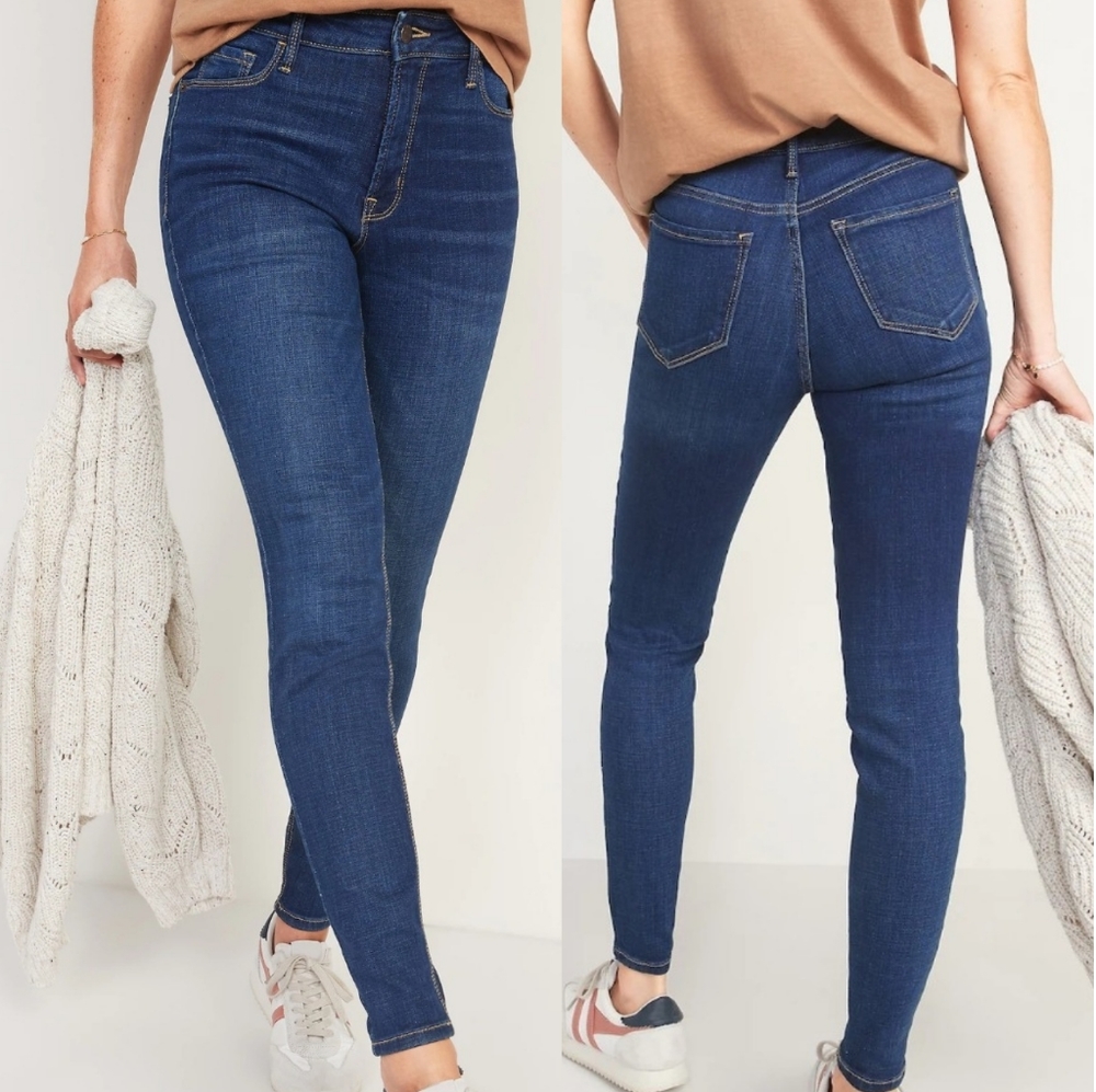 Old Navy Rockstar Mid Rise Skinny Jeans Size 2
